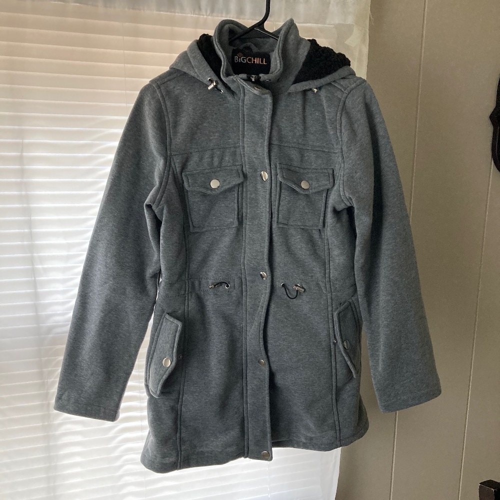 Big Chill Medium Womens Winter/Fall Fleece Jacket Sherpa Hood Zip up Button Up